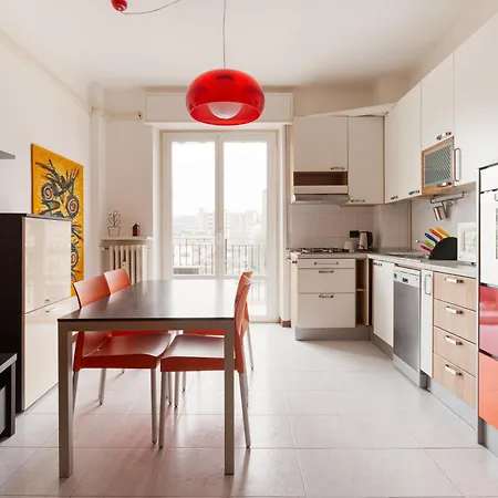 Appartamento Guesthost - Urban Oasis Between M1 & San Siro Milano