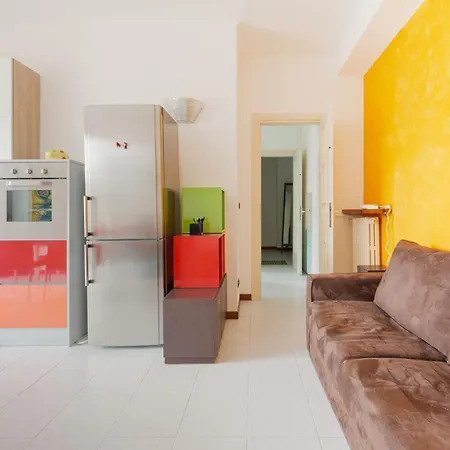 Guesthost - Urban Oasis Between M1 & San Siro Apartment *